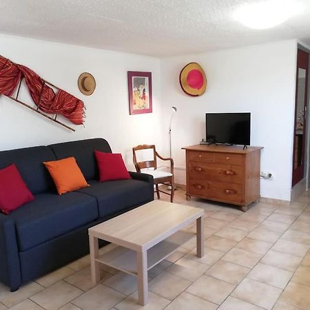 Studio 28M2 Climatise,Wifi, Proche Des Calanques,Plages La Ciotat Luaran gambar